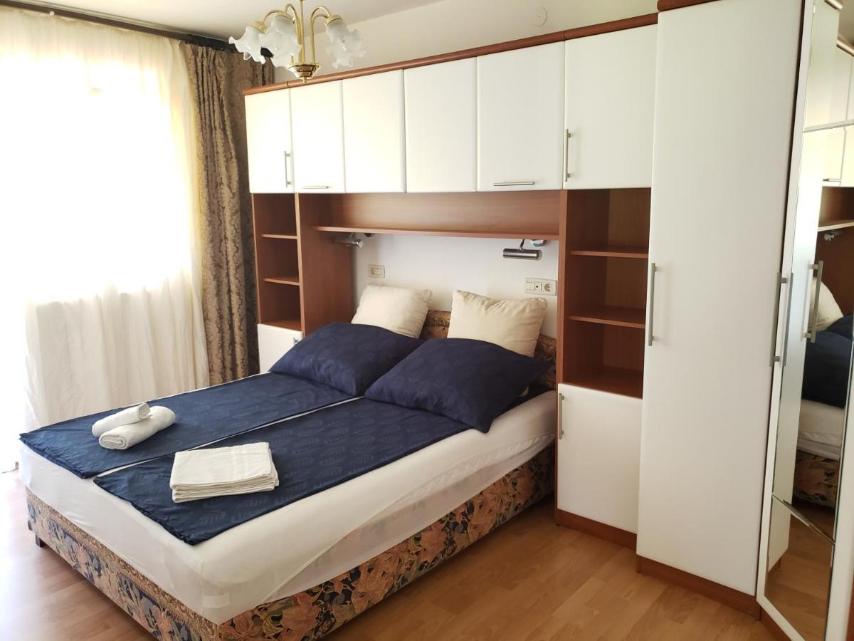Risika Apartmani Exteriör bild